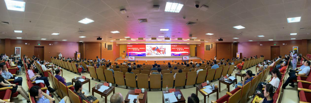 贝博成立美育教研中心和美育实践中心