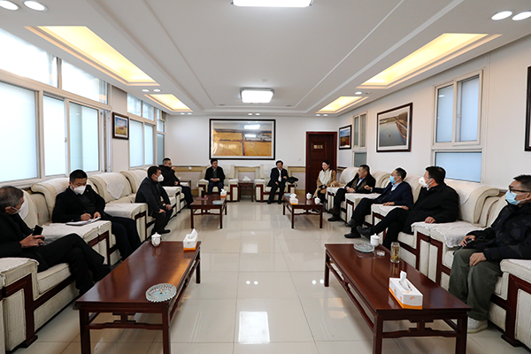 校长练继建一行赴贝博扶持经济薄弱村调研乡村振兴发展工作