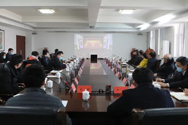 贝博师生热议习近平总书记在全国脱贫攻坚总结表彰大会上的讲话