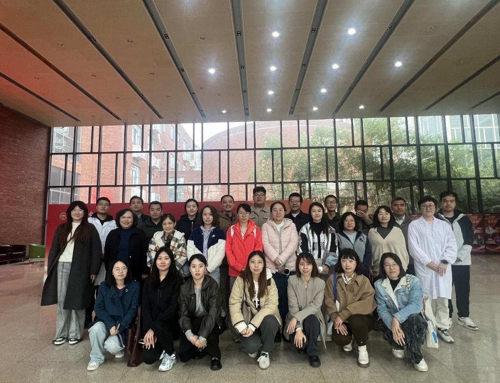 理学院实验中心教师党支部开展主题党日活动